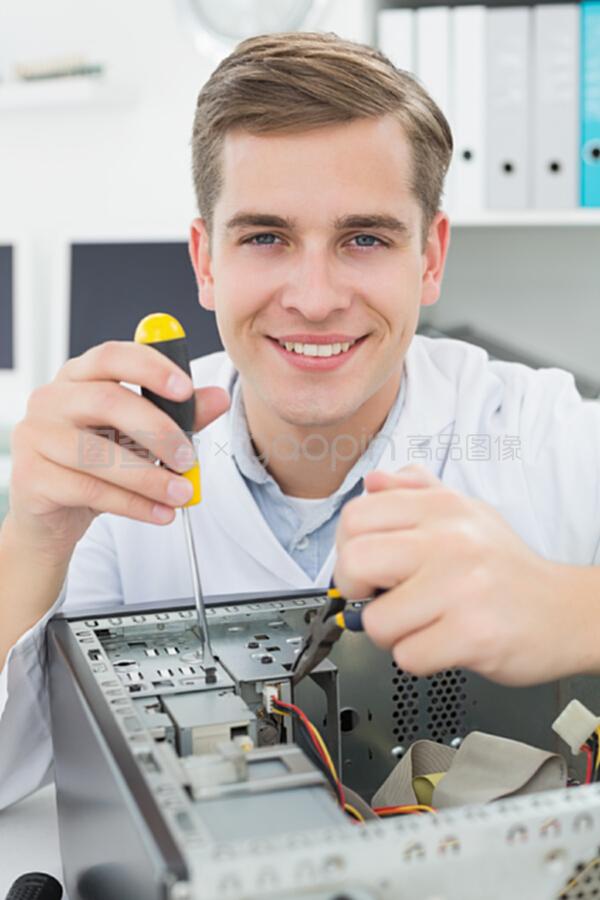 破而后立 计算机工程师的修复艺术与专业坚守